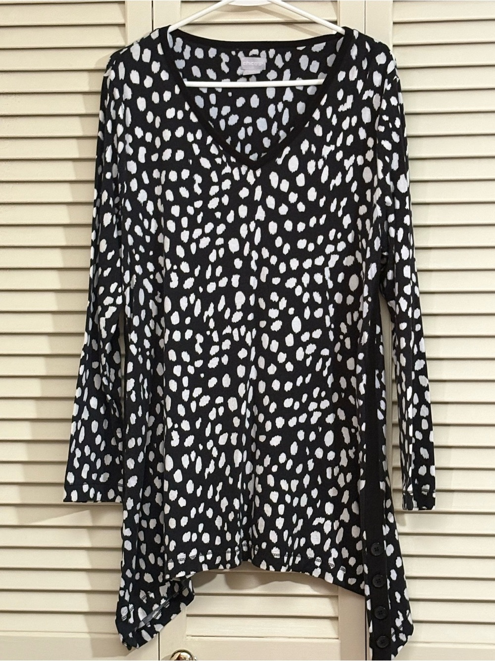 Chico's Black White Abstract Print Handkerchief Hem Tunic Size 2 L